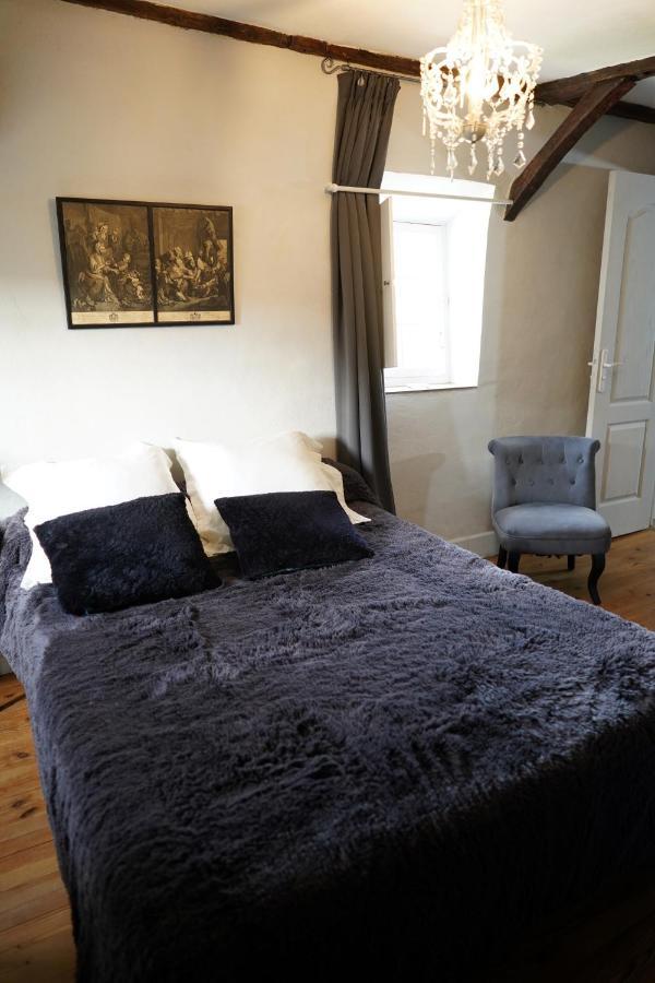 Chateau De Vassinhac Chambres D'Hotes Collonges La Rouge 객실 사진